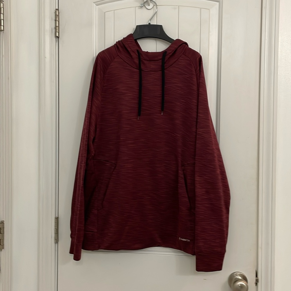 🩷Tek Gear medium hoodie in Maroon